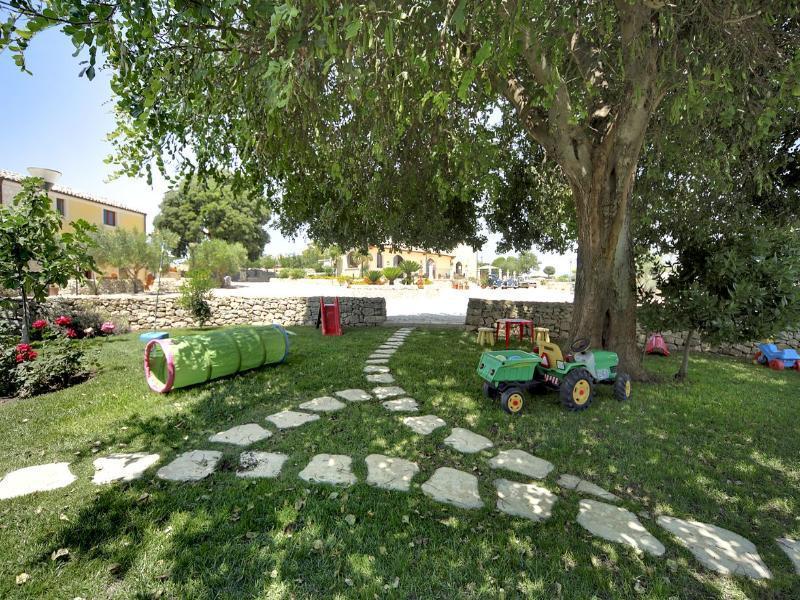 Artemisia Resort Puntarazzi Bagian luar foto