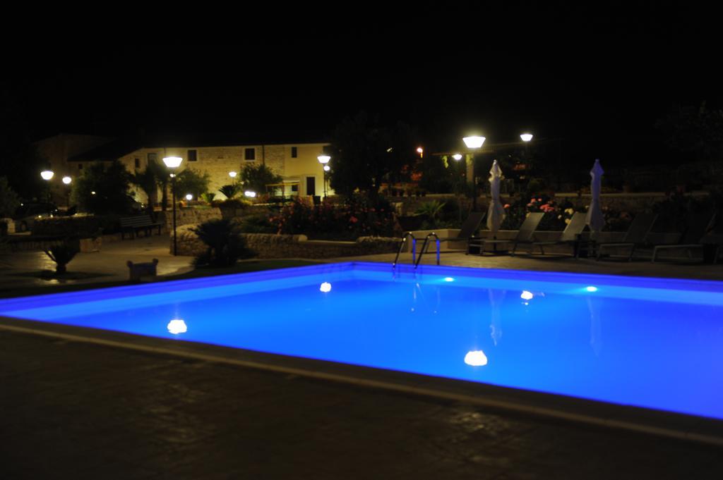 Artemisia Resort Puntarazzi Bagian luar foto